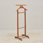 1581 6031 VALET STAND